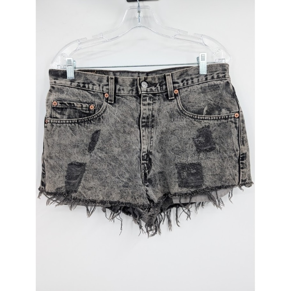 Levi's Women's‎ 550 Black Denim Cut off Shorts W34/L30